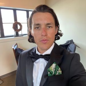 Meet your Posher, Weston